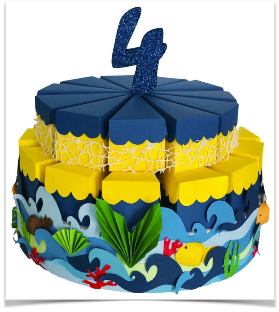 Torta di compleanno di carta